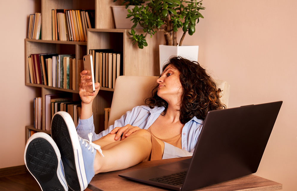 adult ADHD symptoms, ADHD symptoms in adults, poor concentration, disorganisation